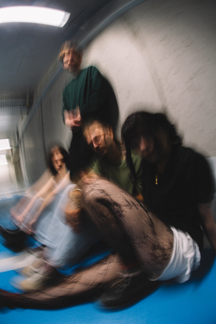 MAKI band